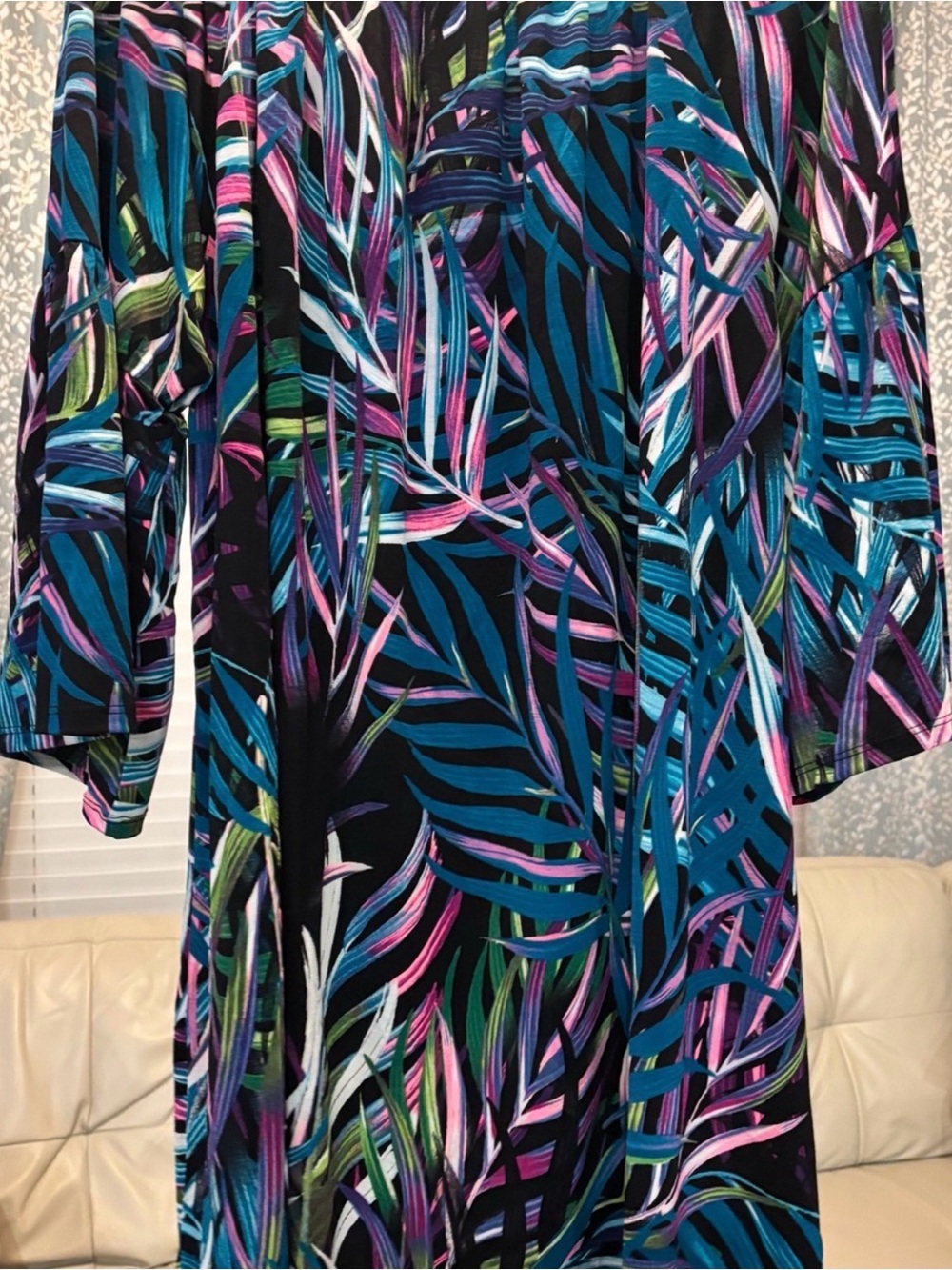 Dear Scarlett 2X Boutique Wrinkle-free Black Multicolor Leaf-Print Midi Dress